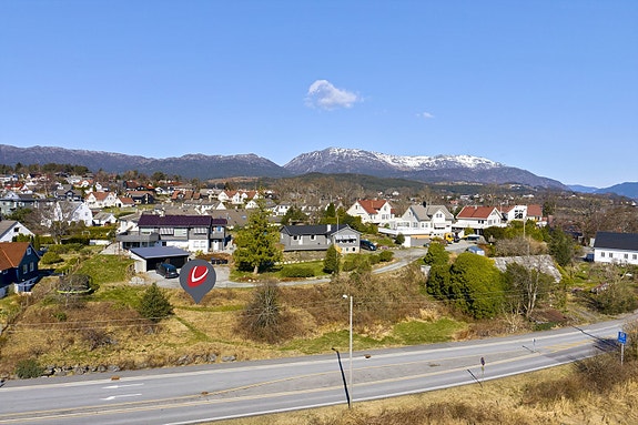 Flott boligtomt i veletablert og populært boligområde på Drømmehaugen/Hystad