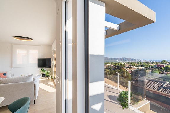 Nydelige rekkehus med 4 soverom og 3 bad | Flotte fellesområder med basseng