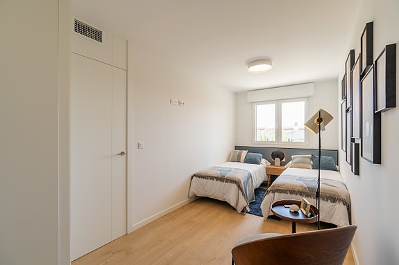 Nydelige rekkehus med 4 soverom og 3 bad | Flotte fellesområder med basseng