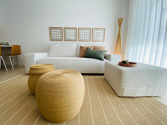 Bolig til sommeren? Moderne leilighet med 3 soverom | Stor uteplass | Flotte fellesområder | Parkering