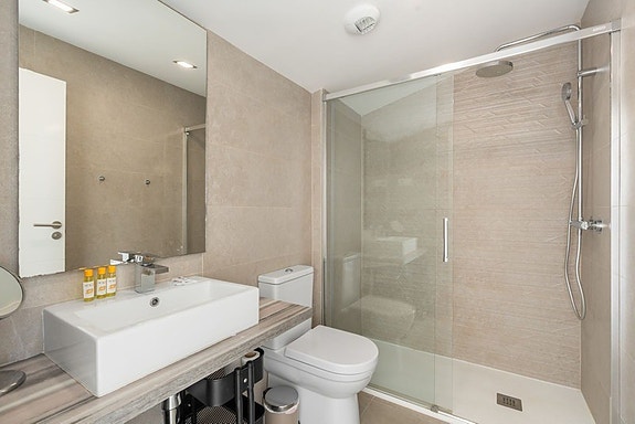 Duplex penthouse med havutsikt | 3 soverom og sørvendte terrasser | Garasje