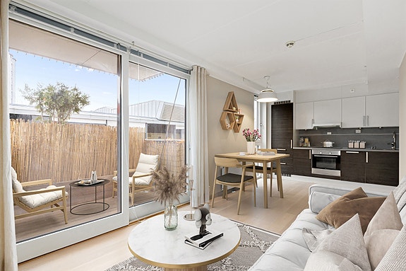 Velkommen til Vulkan 40 midt i hjertet av Fredensborg! (Enkelte bilder av stue/kjøkken og soverom er digitalt møblert). Fotograf: Kevin Fauske v/ Fotostallen.