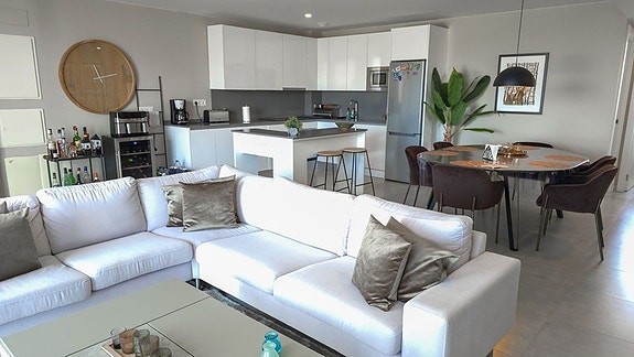 Eksklusiv penthouse med 4 soverom - Privat basseng, takterrasse og panoramautsikt