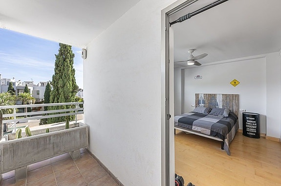 Penthouse med 5 soverom | Privat takterrasse, jacuzzi og store utearealer | Parkering og bod