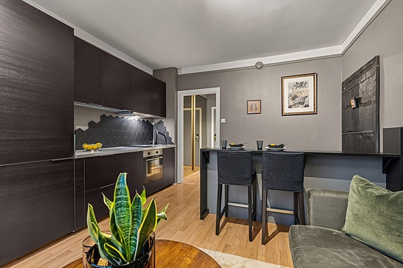 Velkommen til Uranienborgveien 13 - presentert av Andreas Bjerke Hansen, DNB Eiendom Bekkestua.