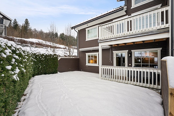 Velkommen til Gamle Ringeriksvei 134E - Presentert av Håkon Dybvad hos Aktiv Asker.