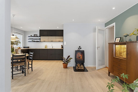 Emilie Fredriksen v/ Eie Drammen ønsker velkommen til Vinnesgata 23!