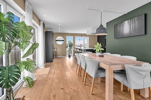 Exbo v/ Espen Haugen Ellseth har gleden av å presentere Kjøbmannsvigveien 210!