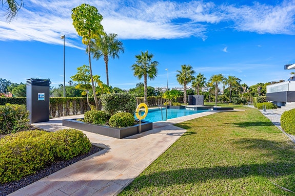 Klar til innflytting | Luksuriøs leilighet med 2 soverom | Stor terrasse | Fellesområder med SPA og treningsrom