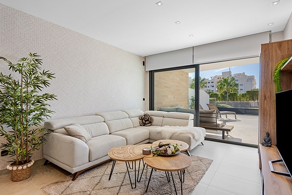 Klar til innflytting | Luksuriøs leilighet med 2 soverom | Stor terrasse | Fellesområder med SPA og treningsrom