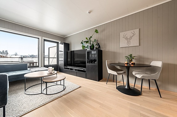 Velkommen til Statsrådvegen 120A! Foto: Thor Øyvind Borgersen, Flytende Film