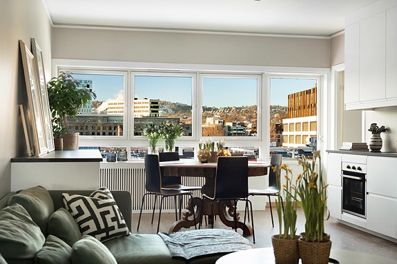 PrivatMegleren ved Nicoline Borg Halden ønsker velkommen til Drammensveien 116 E! Foto: Benjamin Skanke