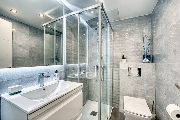 Penthouse med 5 soverom | 80 m² terrasser | Like ved stranden