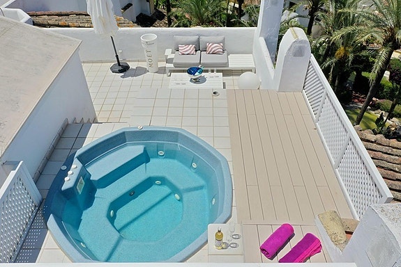 Penthouse med 5 soverom | 80 m² terrasser | Like ved stranden