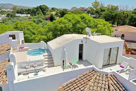 Penthouse med 5 soverom | 80 m² terrasser | Like ved stranden