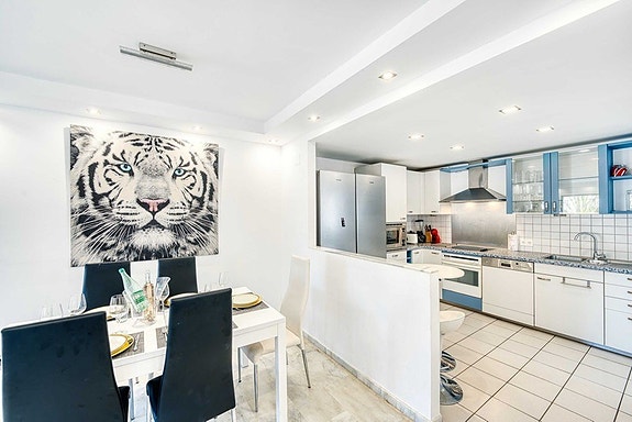 Penthouse med 5 soverom | 80 m² terrasser | Like ved stranden