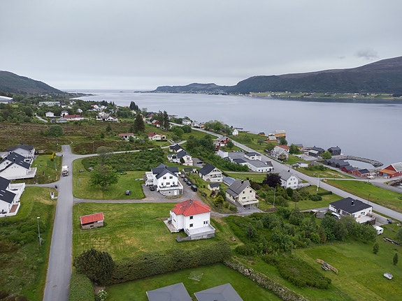 Ullavegen 98 presentert av Vetle Lande, Møremegling