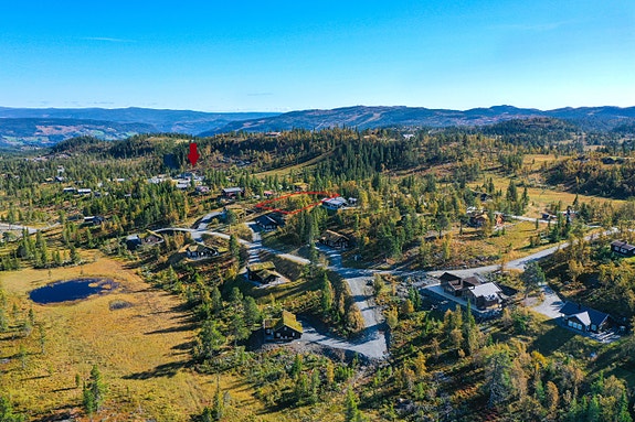 Velkommen til Trondrudmarka 446 - En av Nystølens beste tomter. Nystølkroken markert med pil