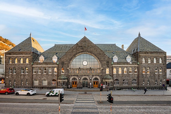 Velkommen til Strømgaten 4 presentert av Stephane B. Trotta i EiendomsMegler1 Næringseiendom