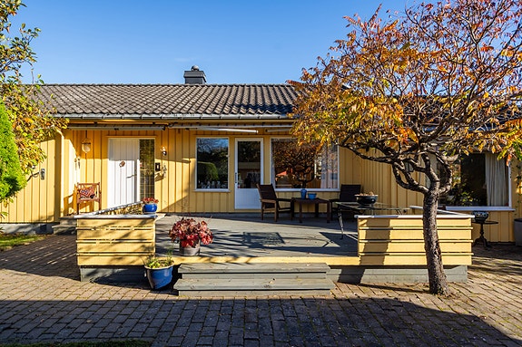 Velkommen til Jerpeveien 8 - Presentert av Jens Roland Pettersen i Bakke Sørvik &Partners