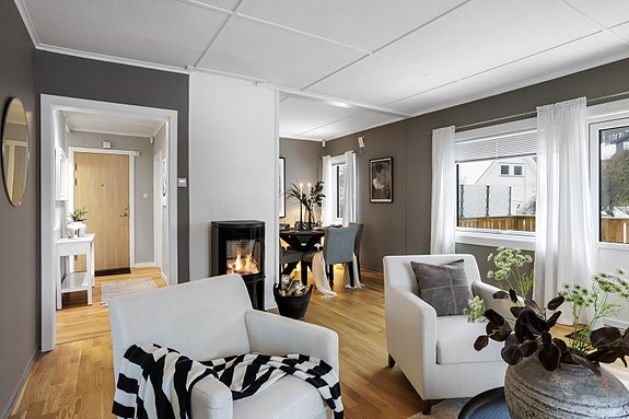 Eiendomsmegler 1 ved Jesper Snekkestad har gleden av å ønske velkommen til en innholdsrik, innbydende og bynær leilighet beliggende på Kaldnes, nær vis a vis Kaldnes brygge. Foto: Eiendomsfotograf AS