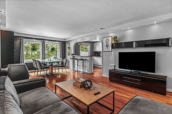 Velkommen til Fergevegen 5B, presentert av Malin Goa i Nordvik! Foto: Stefan Borup