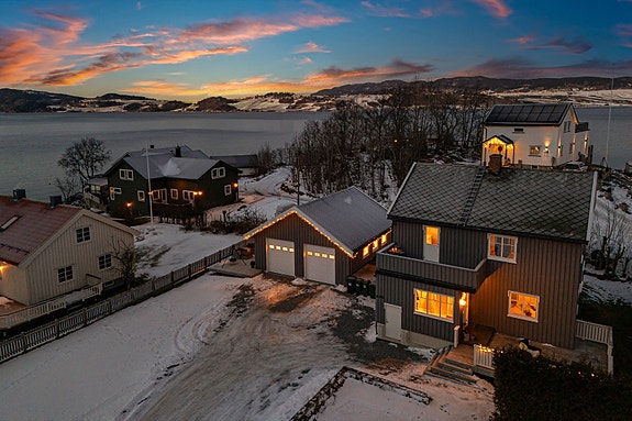 Aktiv Eiendomsmegling v/Marius Kvalvik har gleden av å presentere Buvikvegen 428.