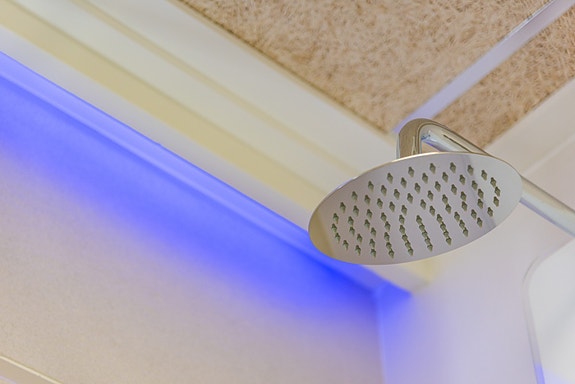 Nøkkelferdig! Toppleilighet med stor takterrasse - 3 soverom og 2 bad - Flott fellesområde!