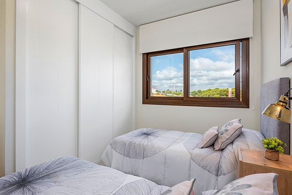 Nøkkelferdig! Toppleilighet med stor takterrasse - 3 soverom og 2 bad - Flott fellesområde!