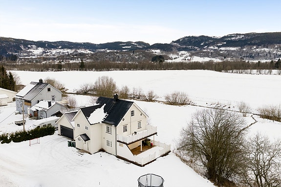 Heimdal Eiendomsmegling v/Vegard Melås Jørgensen ønsker velkommen til Orkdalsveien 758