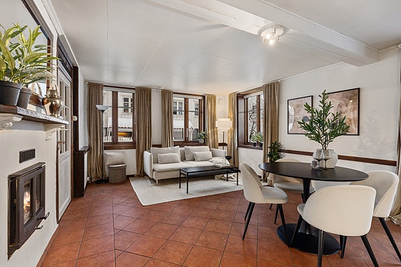 Even Guttormsen i Nordvik presenterer Levermyrveien 5 - Foto: Fokus foto