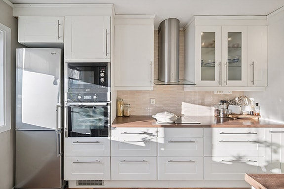 Pent og velholdt kjøkken fra 2010