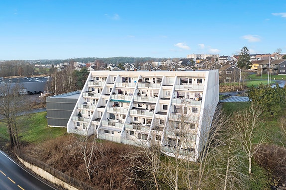 Velkommen til Utsiktsveien 50A! Presentert av EiendomsMegler1 ved Gjermund Haugeneset