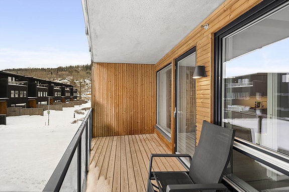 Balkongen er på 9 kvm.