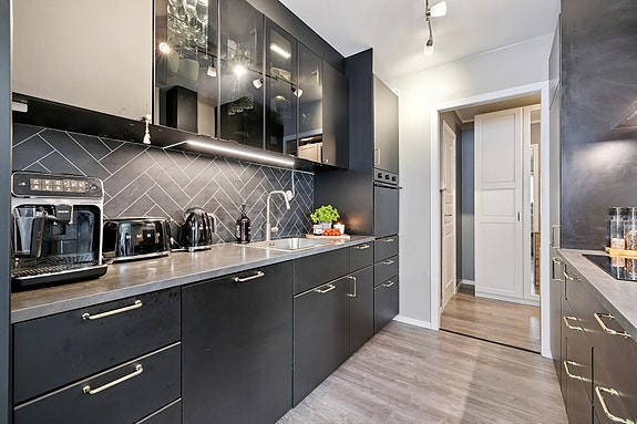 Skap med glassfronter!