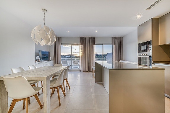 Penthouse med 3 soverom og havutsikt | Store terrasser - Sentralt i Cancelada