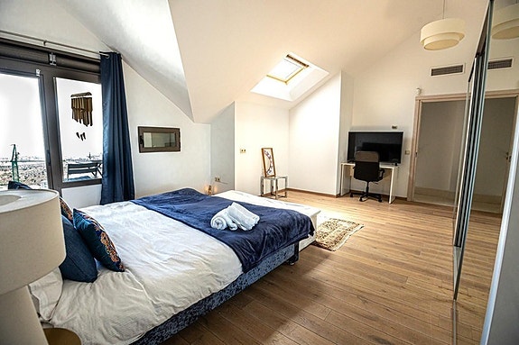 Eksklusiv penthouse duplex med panoramisk havutsikt | 5 soverom | Sydvendt