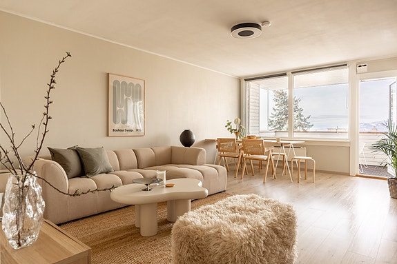 Kristins vei 39 presenteres av Mekleriet ved Torvan Shokri. Foto: Daniel Bergsagel.