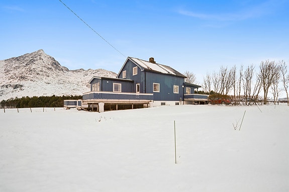 Velkommen til Rise 39 - Presentert av EiendomsMegler1 Leknes. Foto: EFKT