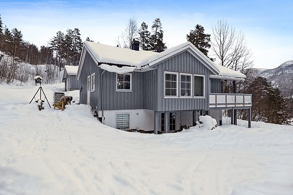 DNB Eiendom v/Hanne Berit Bekkhus har gleden av å presentere Bratlandsvegen 7!