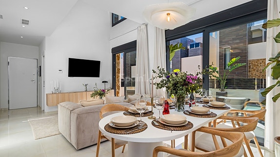 Moderne villa med 4 soverom og 4 bad | Privat basseng - Takterrasse med havutsikt og stor underetasje