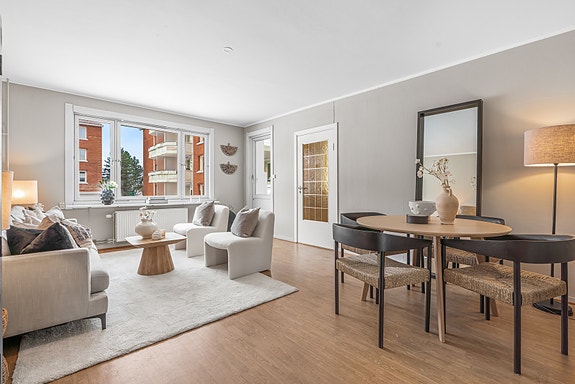 PrivatMegleren Primera ved Christian Echevarria-Ruden har gleden av å presentere Radarveien 40! (Foto Oh Shots)