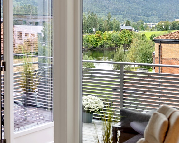 Velkommen til Søren Paulsens vei 4, presentert av Leon Hoff ved Dialog Eiendomsmegling!