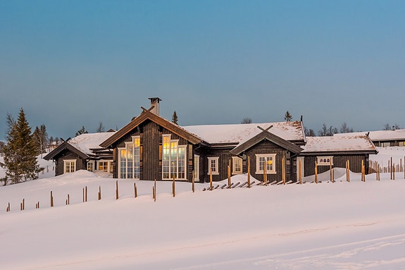 Velkommen til Valslivegen 236 - presentert av Privatmegleren Lillehammer v/Pernille Enger Lunn og Ole Rosten!