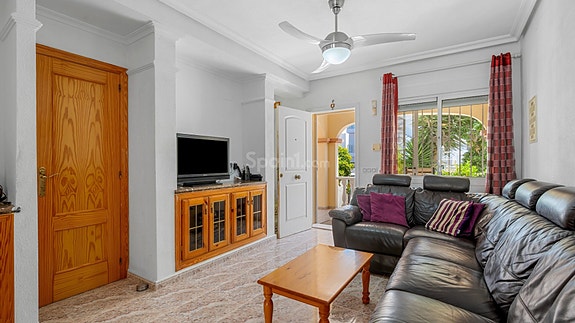 Rekkehus med 3 soverom | Gangavstand til strand | Felles basseng