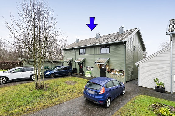 EiendomsMegler1 v/Christer Brekka presenterer Øvre Sølen 3B - Pent rekkehus med attraktiv og barnevennlig beliggenhet på Hovenga!
Foto: Inbovi.