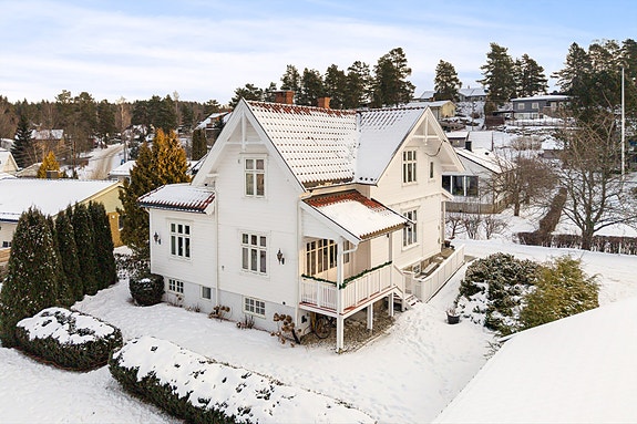 Truls Martin Nygaard v/ Nordvik Majorstuen har gleden av å presentere Slåbråtveien 20A!