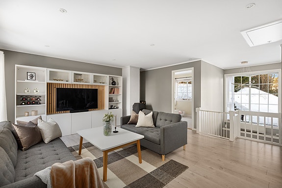 Kristoffer Eastwood i Nordvik presenterer Tiurveien 18!