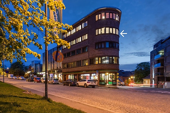 Stor og moderne 5-roms leilighet med hybel - sentralt i Moss