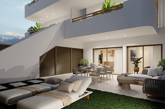 Hjørnebolig på bakkeplan med 3 soverom, privat hage og felles basseng - Nær sjø og sentrum